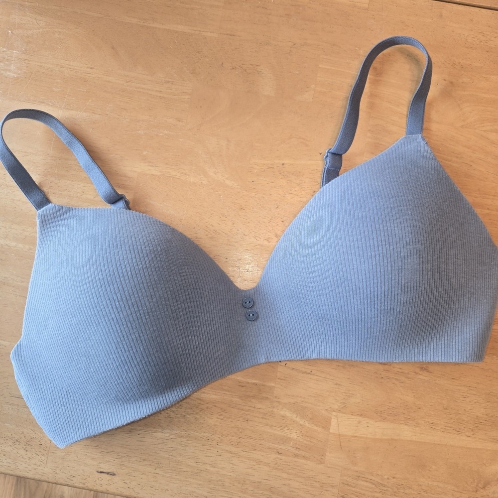 Victoria's Secret Blue Tshirt Lightly Lined Wireless Ribbed‎ Bra Size 38C